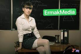 Очень плохая училка.