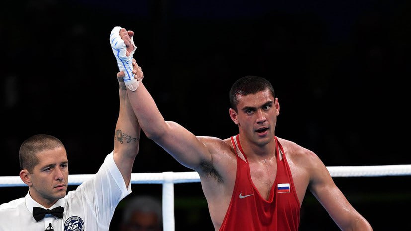 Евгений Тищенко победил Леонида Харта, достигая титула чемпиона мира