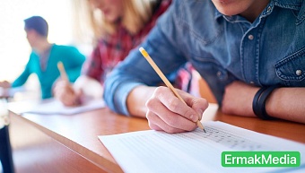 Буквы разные писать тонким перышком в тетрадь