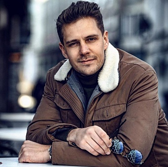 Актер Милош Бикович лишается роли в сериале "Белый лотос"