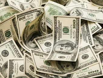 Курс доллара вырос до 95 рублей