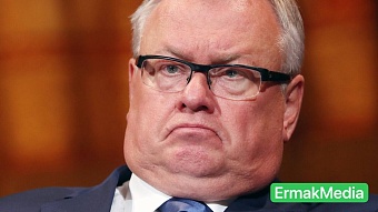 «Загорается стоп»