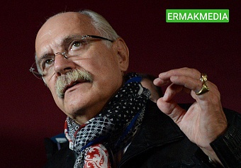 Михалков отсудил у коллеги приличную сумму  