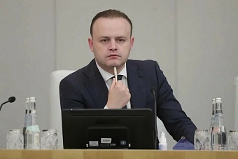 Кандидат в президенты России предложил отправлять 'двоечников' госаппарата на выход