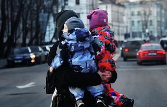 Председатель ЛДПР предлагает сократить рабочую неделю для женщин с детьми 