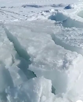 На Сахалине «поёт» лёд