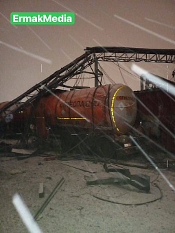 В Петербурге над нефтебазой сбили БПЛА.