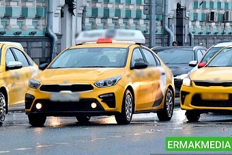 ФСБ сможет отслеживать пассажиров такси 