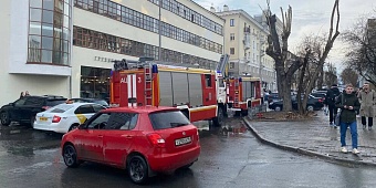 Загорелся Дом печати в Екатеринбурге 