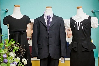 Минпросвещения решило ввести единую школьную форму 