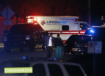 Преступник расстрелял толпу празднующих в США  