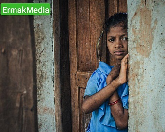 В Индии супруги продали ребенка чтобы купить iPhone14