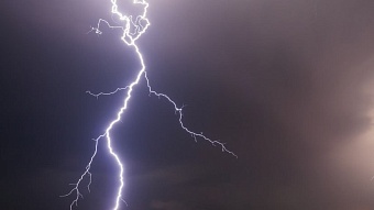 В Коломне чуть не погибли люди от удара молнии 