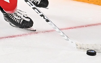 Шокирующий случай в петербургском хоккейном клубе: подростка избили и пытались изнасиловать клюшкой