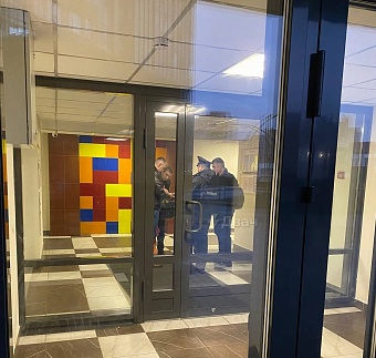 В Сети показали видео «облавы» на жителей петербургского ЖК