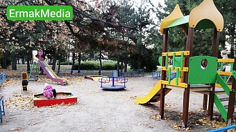 Неадекват открыл стрельбу по детской площадке